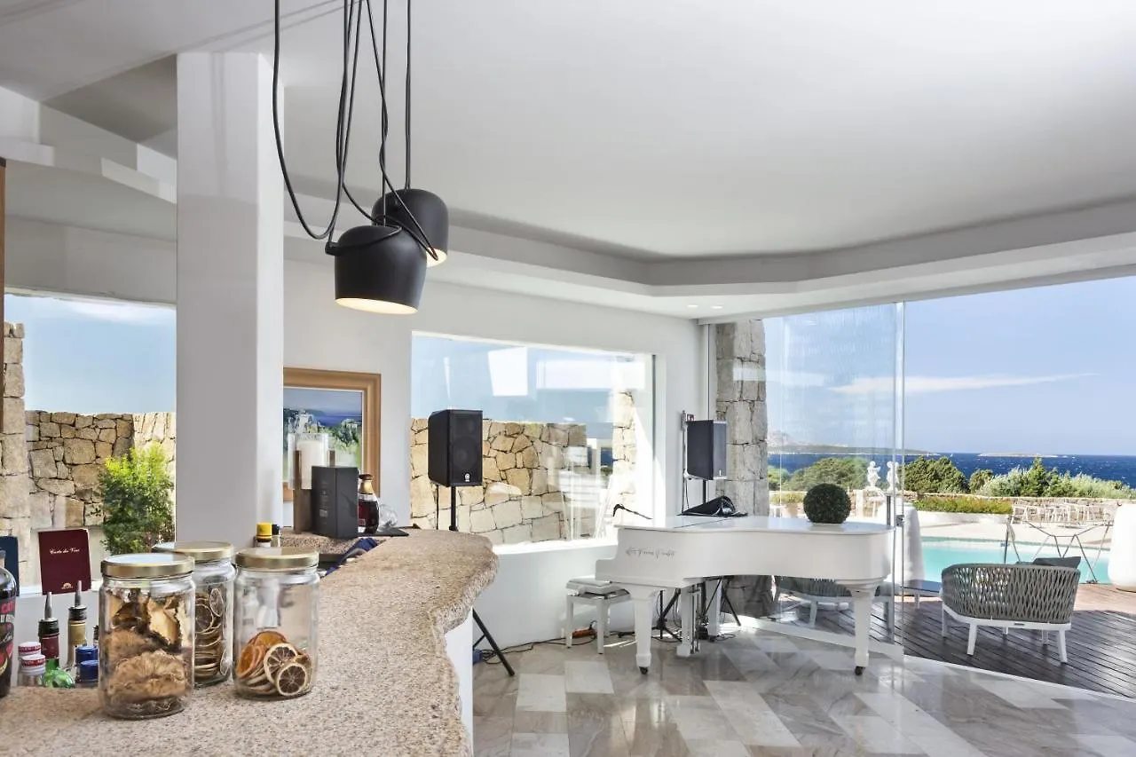 Hotel Grand Relais Dei Nuraghi (Adults Only) Baja Sardinia